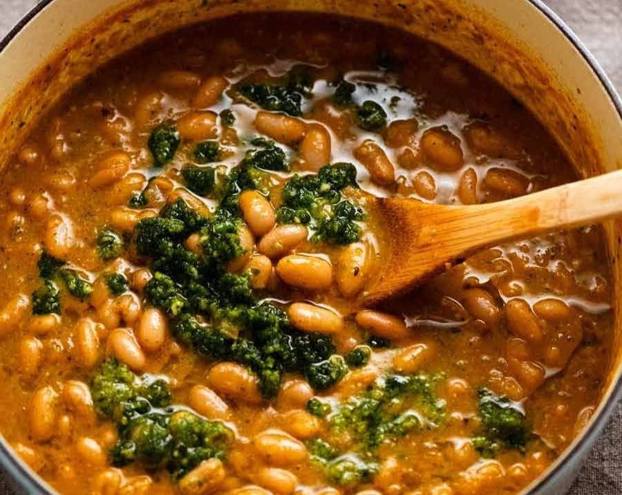 Delicious Easy Soothing Vegetarian Bean Soup for Gentle Dinners overview