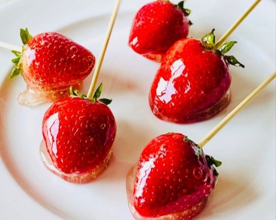 Easy Delicious Homemade Crunchy Fruit Tanghulu Snack overview
