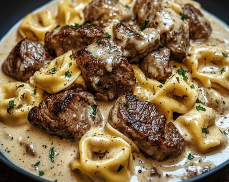 Easy Skillet Garlic Steak Tortellini Weeknight Pasta Dinner serving