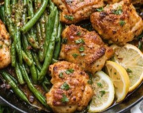 Easy Lemon Garlic Butter Chicken Thighs Green Beans Skillet overview